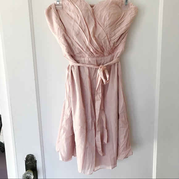 Express Dresses & Skirts - EXPRESS BLUSH STRAPLESS DRESS